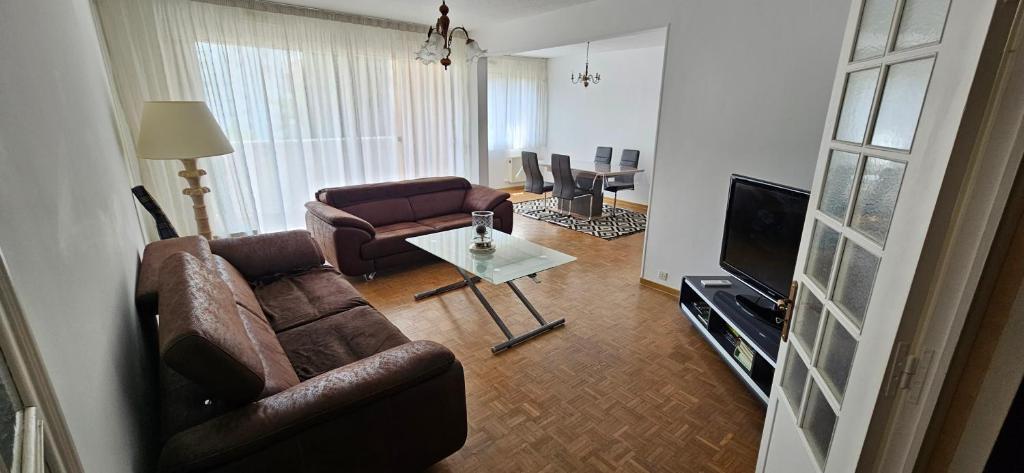 Appartement Joli 4 Pieces Salon De Provence Extérieur photo
